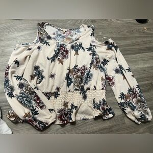 Woman’s xl long sleeve blouse
